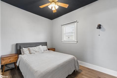 726 S 4th Street Forest City IA 50436