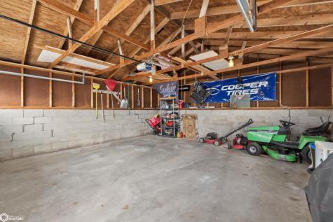 726 S 4th Street Forest City IA 50436