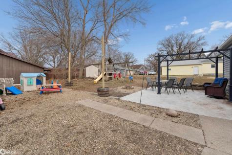 726 S 4th Street Forest City IA 50436