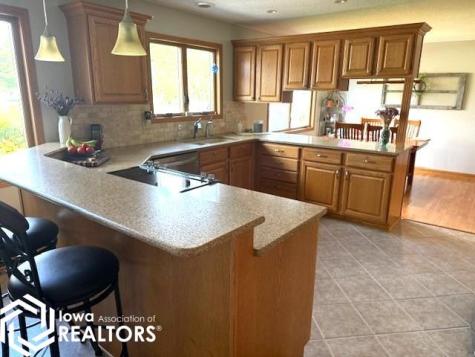 1003 NE 2nd Avenue Clarion IA 50525