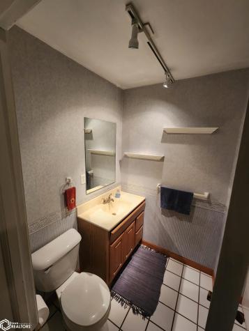 517 1st Street NE Buffalo Center IA 50424