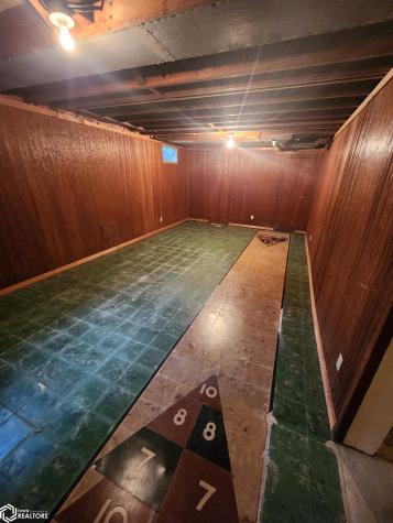 517 1st Street NE Buffalo Center IA 50424