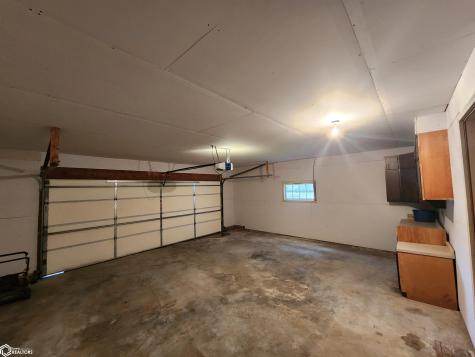 517 1st Street NE Buffalo Center IA 50424