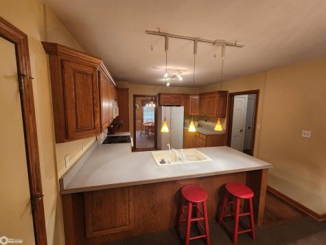 517 1st Street NE Buffalo Center IA 50424