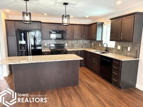 1414 E Linden Street Algona IA 50511