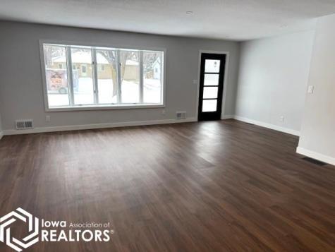 1414 E Linden Street Algona IA 50511