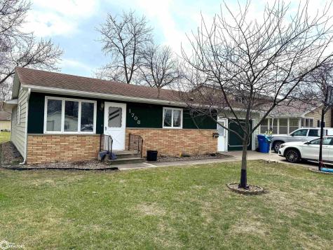 1708 E Oak Street Algona IA 50511