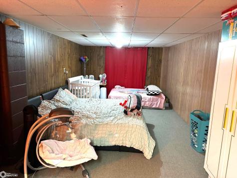 1708 E Oak Street Algona IA 50511