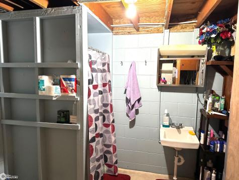 1708 E Oak Street Algona IA 50511