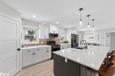 1802 S Shore Drive Clear Lake IA 50428