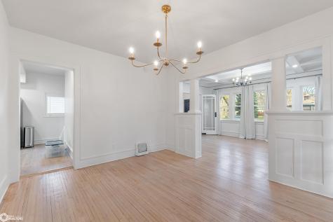 17 S 13th Street Clear Lake IA 50428