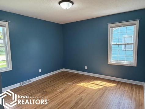 601 2nd Street SW Britt IA 50423