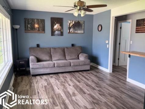 601 2nd Street SW Britt IA 50423