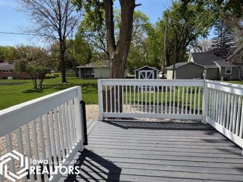 601 2nd Street SW Britt IA 50423