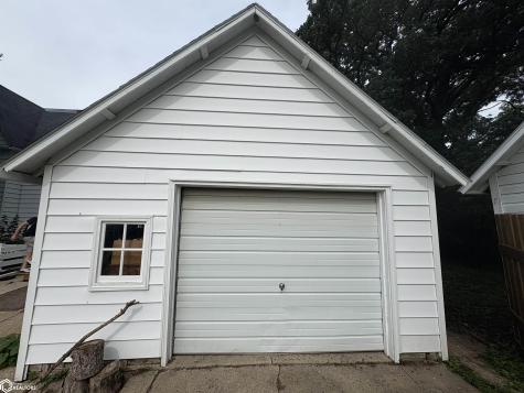 1440 170th Street Hampton IA 50441