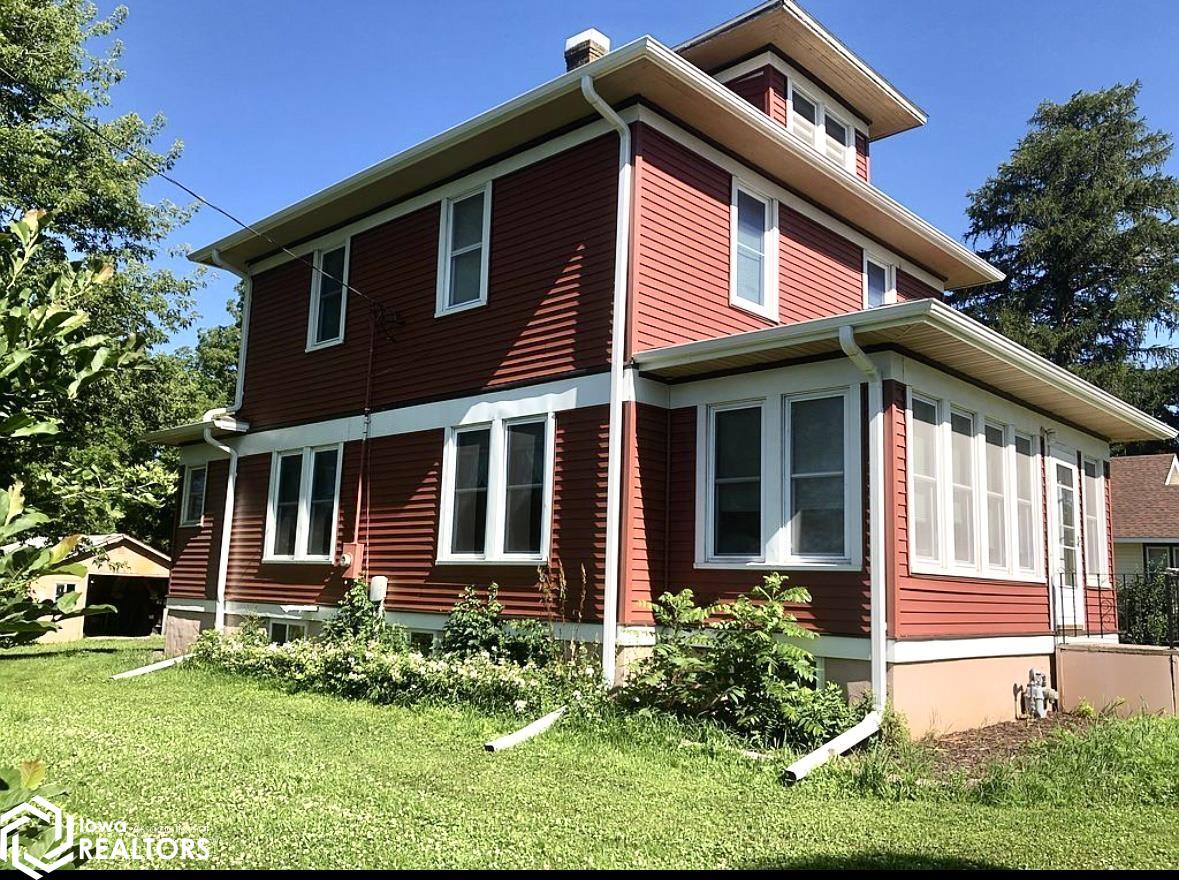 801 10th Street S Northwood IA 50459