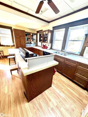 801 10th Street S Northwood IA 50459