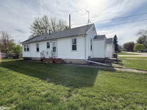 1107 N 5th Avenue Northwood IA 50459