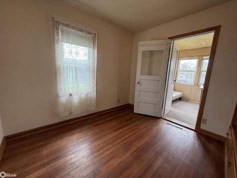1107 N 5th Avenue Northwood IA 50459