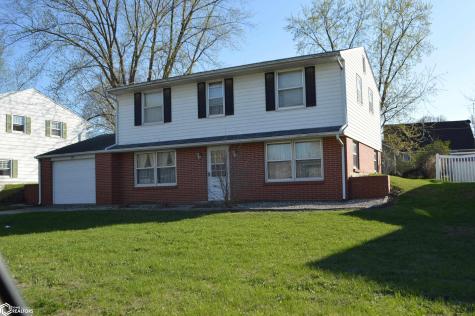 79 Sunny Circle Mason City IA 50401