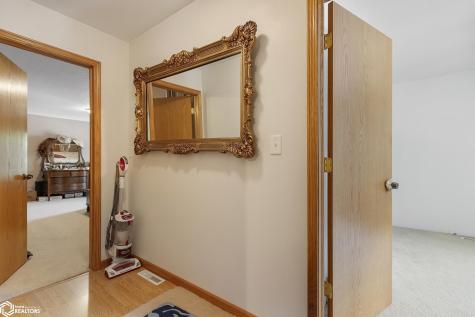 1100 3rd Avenue S Clear Lake IA 50428