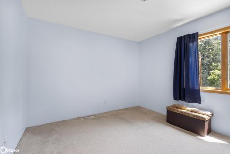 1100 3rd Avenue S Clear Lake IA 50428