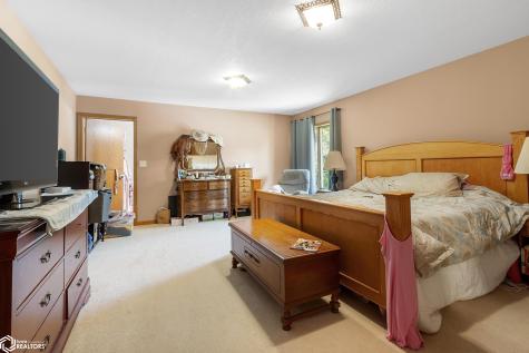 1100 3rd Avenue S Clear Lake IA 50428