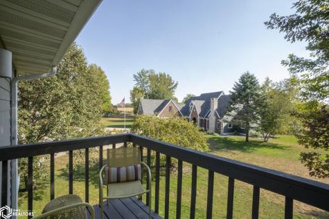 6 Deer Creek Court Mason City IA 50401