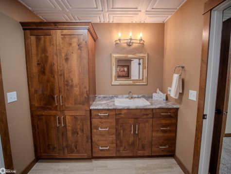 105 Maple Court Lake Mills IA 50450