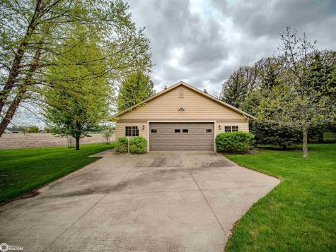 105 Maple Court Lake Mills IA 50450
