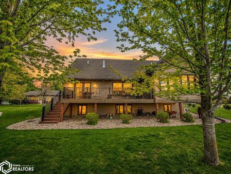 105 Maple Court Lake Mills IA 50450