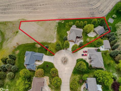 105 Maple Court Lake Mills IA 50450