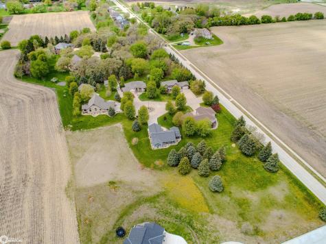 105 Maple Court Lake Mills IA 50450