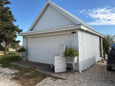 22510 170th Street Iowa Falls IA 50126