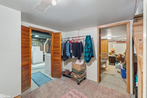 204 E Walnut Street Manly IA 50456