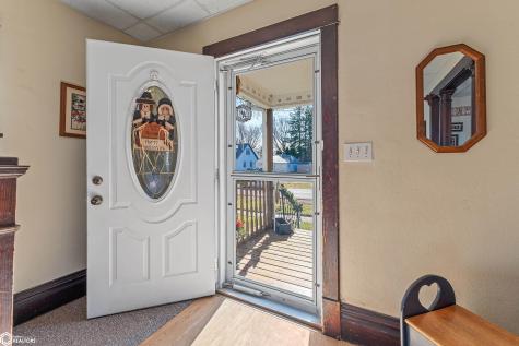 204 E Walnut Street Manly IA 50456