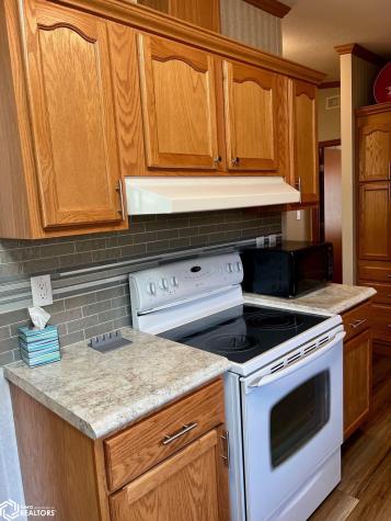 1831 Page Avenue Clarion IA 50525