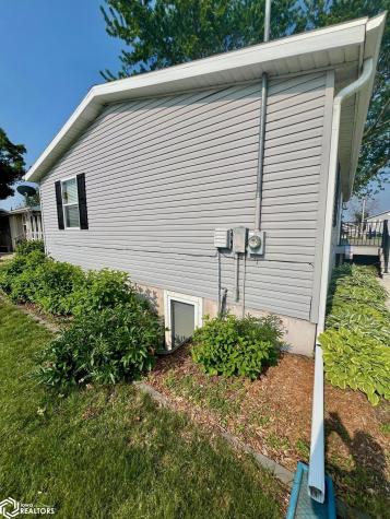 1831 Page Avenue Clarion IA 50525