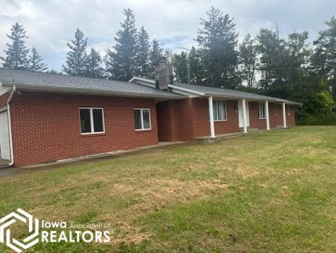 2575 Kent Avenue Britt IA 50423