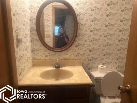 2575 Kent Avenue Britt IA 50423