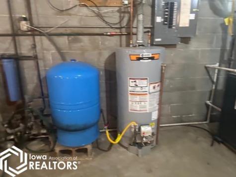 2575 Kent Avenue Britt IA 50423