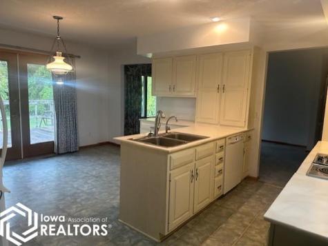 2575 Kent Avenue Britt IA 50423