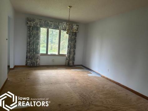 2575 Kent Avenue Britt IA 50423