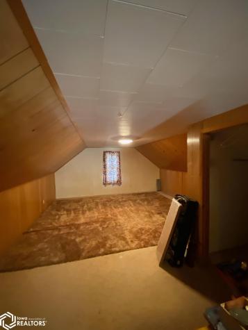 355 W 7th Street Garner IA 50438