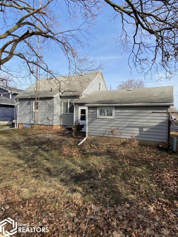 355 W 7th Street Garner IA 50438