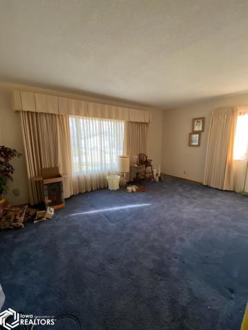 355 W 7th Street Garner IA 50438