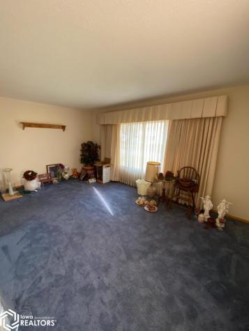 355 W 7th Street Garner IA 50438