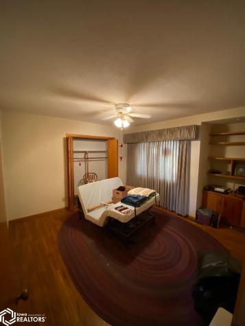 355 W 7th Street Garner IA 50438