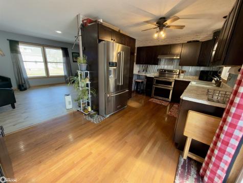 811 9th Street NW Mason City IA 50401
