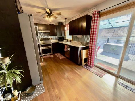 811 9th Street NW Mason City IA 50401